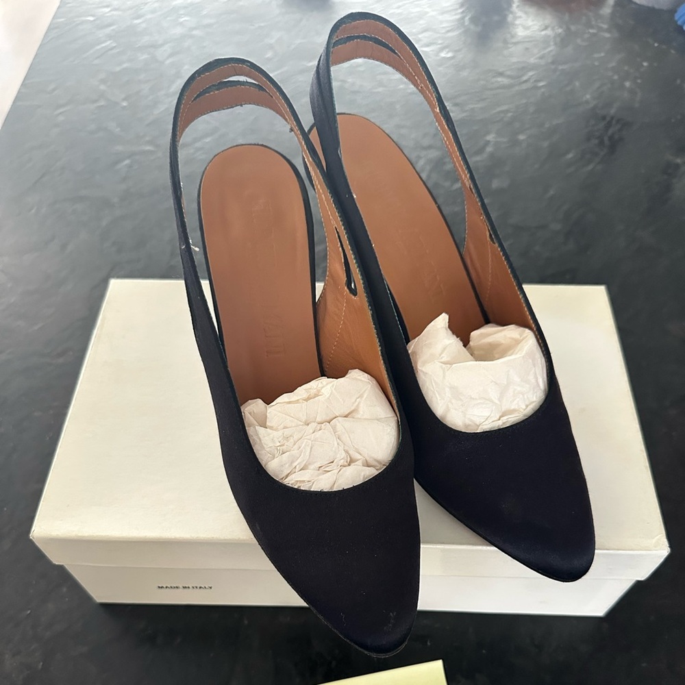 Giorgio Armani Heels size 7